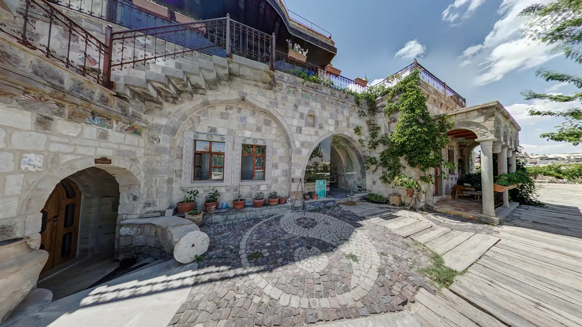 Tarihin İçinde, Panoramic Cave Hotel'de Büyüye Uyanın - Kapadokya Balon Manzaralı Mağara Oteli